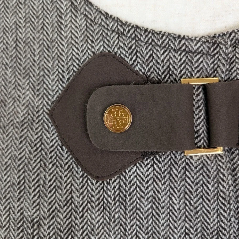 Tory Burch Wool Herringbone Jacket Size 6 Brown Leather Snap Equestrian‎ Luxury